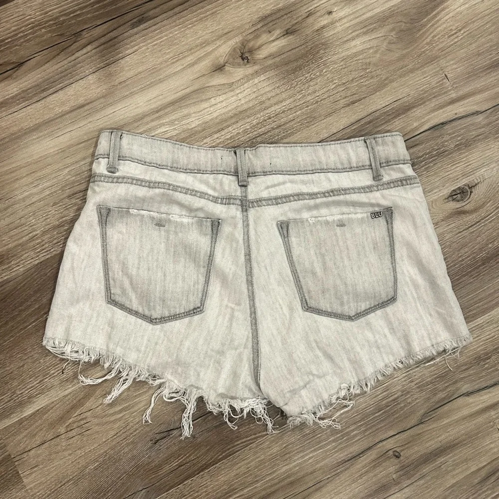 Tractr Blu- Gray Jean Shorts Distressed Casual Style - Picture 3 of 4